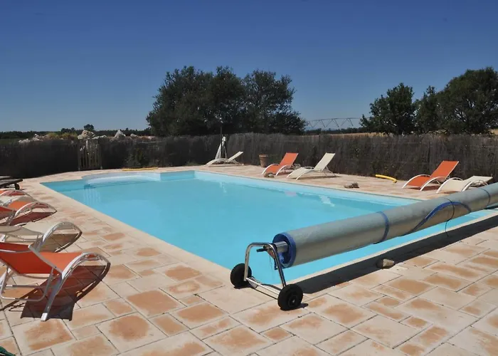 Bed & Breakfast De La Cherine 4*