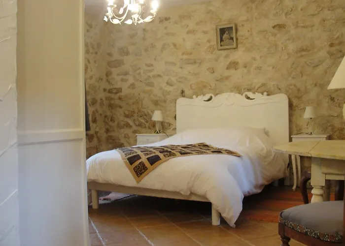 Bed & Breakfast De La Cherine