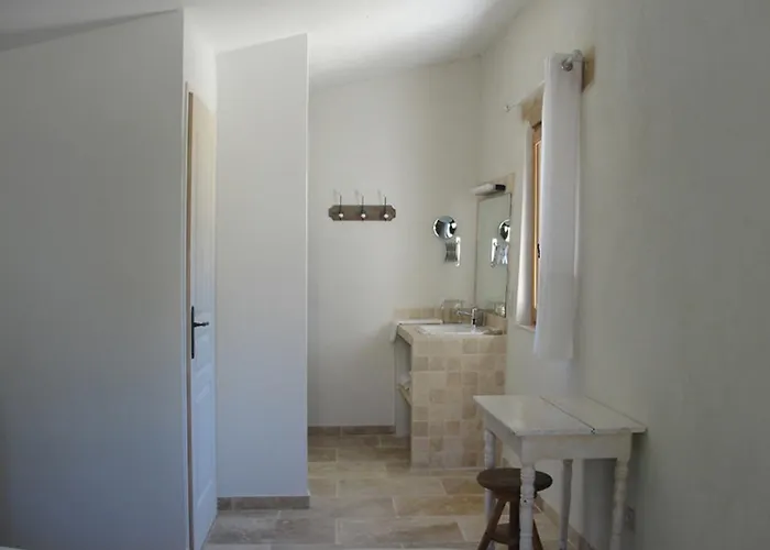 De La Cherine Quinson