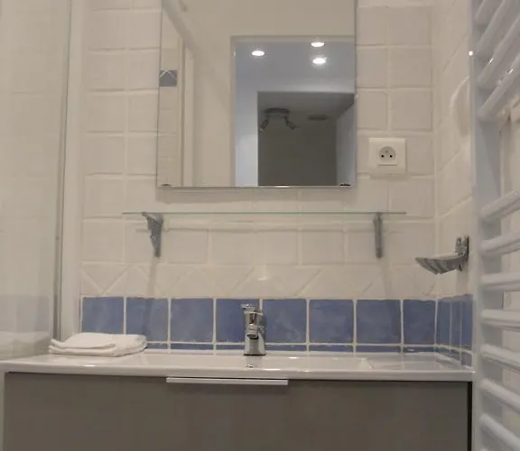 De La Cherine 4* Quinson