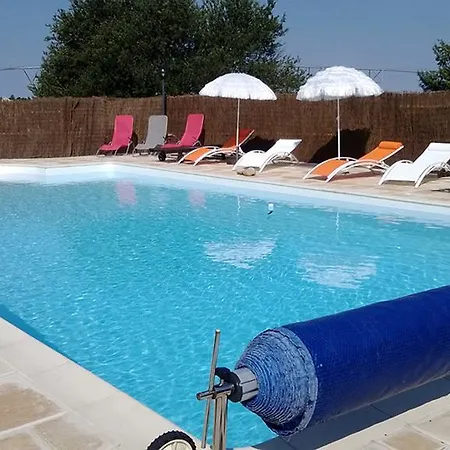 Le Mas De La Cherine