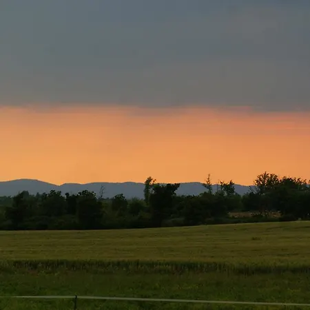 Le Mas De La Cherine 4* Quinson